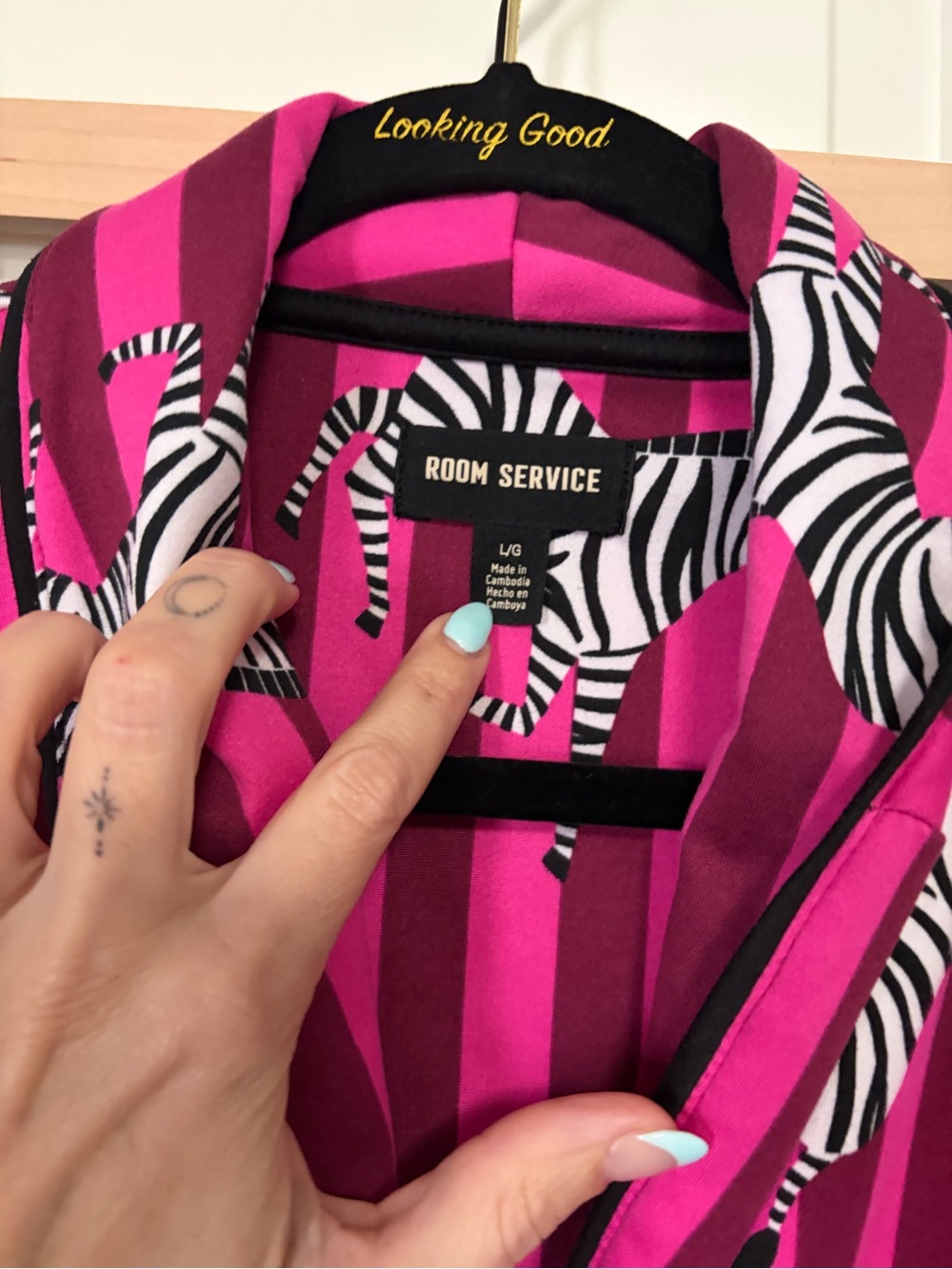 🦓🎀Cute & Cozy Zebra Print Hot Pink Stripes L/S Pants Pajama Set🎀🦓 - Picture 4 of 13
